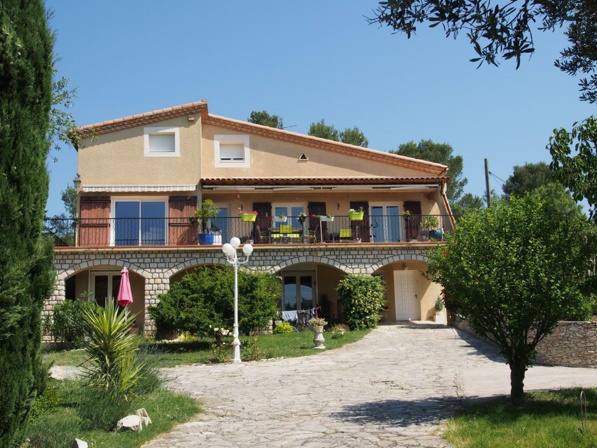 Les Gites Du Mas Des Cigales Nimes Exterior photo